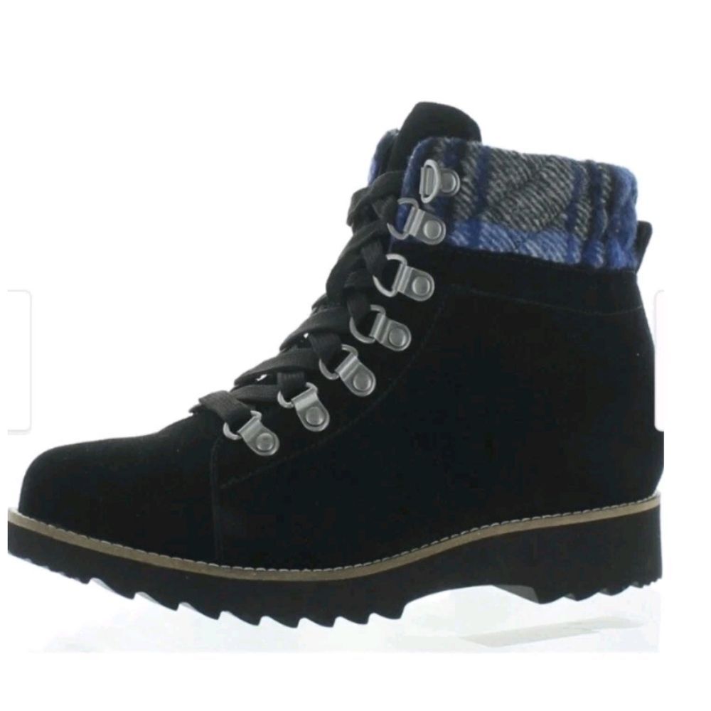 Blondo Raina Waterproof Suede Black Lug Sole Blue Plaid Trim Boots Size 8